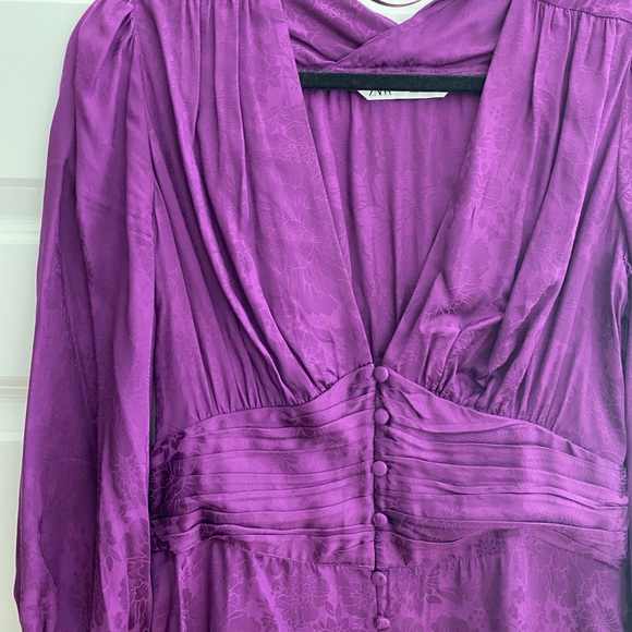 Zara Dresses & Skirts - Button up dress